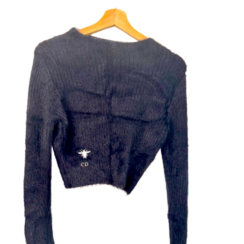 Beautiful Furry stretchable sweater in Black